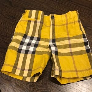 Burberry Bottoms - Burberry boys 5 shorts Burberry Bottoms - Burberry boys 5 shorts